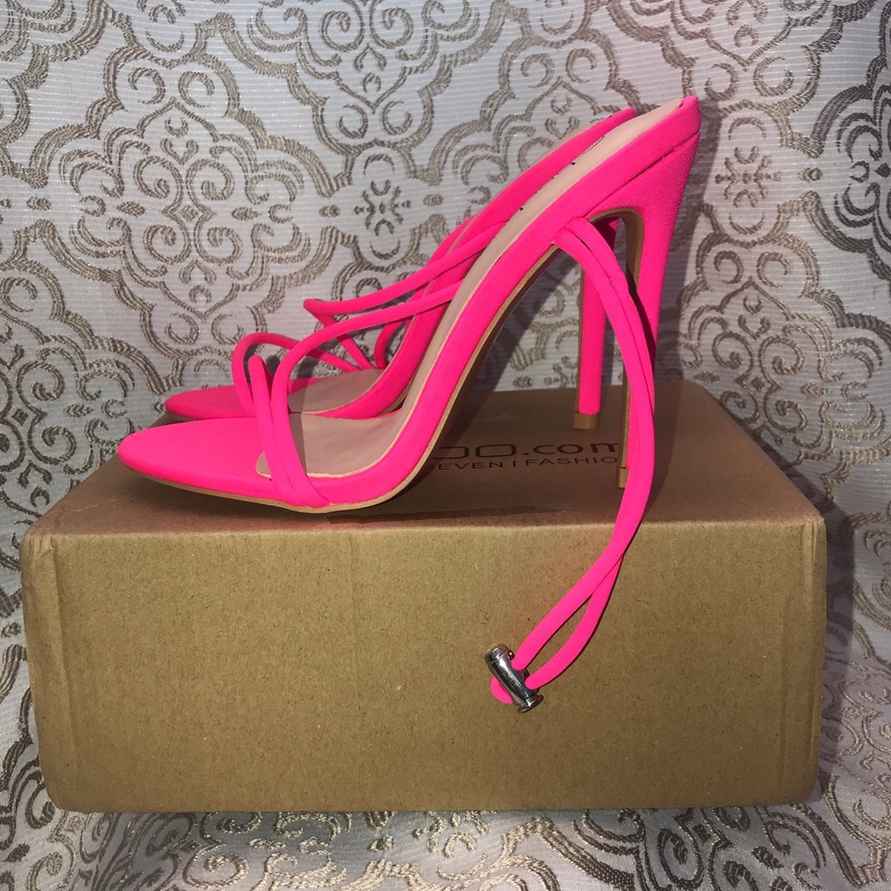 boohoo heels